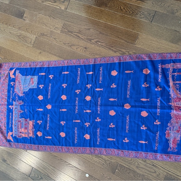 Colorful Portugal Themed Scarf - Picture 11 of 11